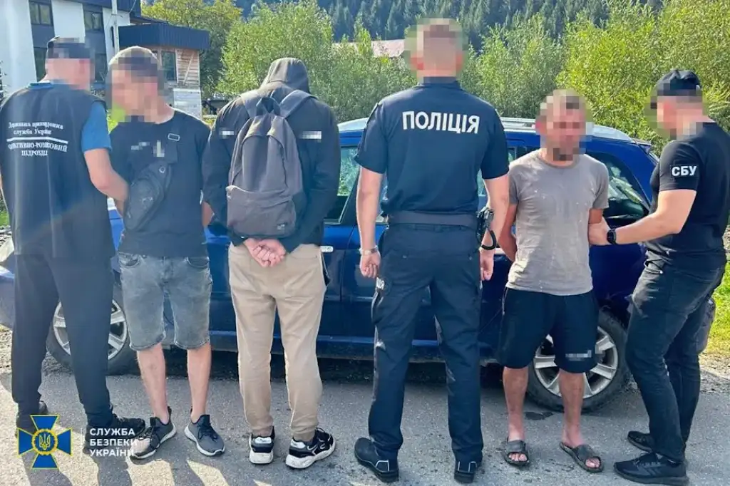 На Закарпатті викрили нові схеми переправлення ухилянтів за кордон