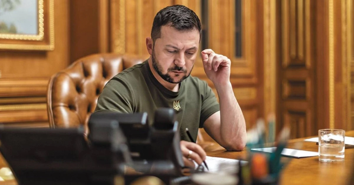 До 3 лютого 2026 року: Зеленський підписав закони які продовжують воєнний стан і мобілізацію
