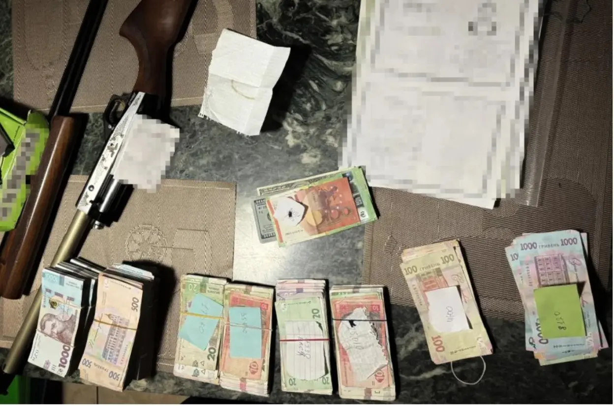 На Закарпатті “ділки” облаштували «власний» пункт пропуску за 100 метрів від КПП «Вилок»