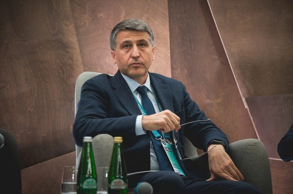 Білецький пояснив, від чого залежить встановлення нових вітряків на Закарпатті