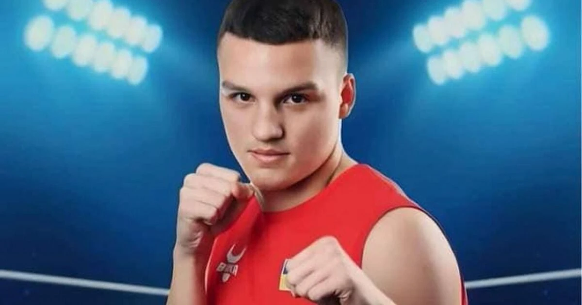 Тренується шість днів на тиждень і у 16 років став чемпіоном світу: історія мукачівського боксера Ростислава Трусова