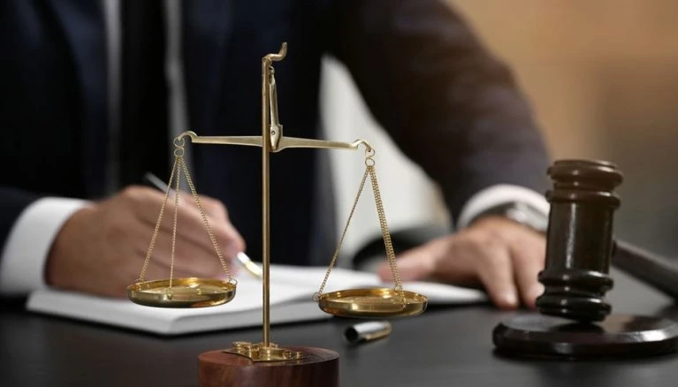 >На Закарпатті збудували готельно-розважальний комплекс на діючому кладовищі — суд зобов’язав знести