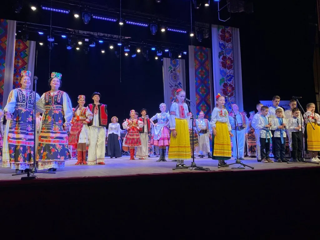 Закарпатський народний хор знову розділить сцену з талановитими дітьми із різних куточків краю
