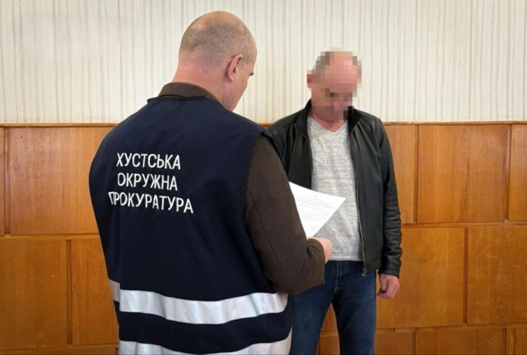 Прокуратура: на Закарпатті завідувач у лікарні “нагрів руки” на придбанні рентген-апарату