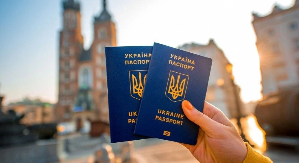 ЄС затягує правила безвізу: новий механізм дозволяє «заморожувати» режим на роки