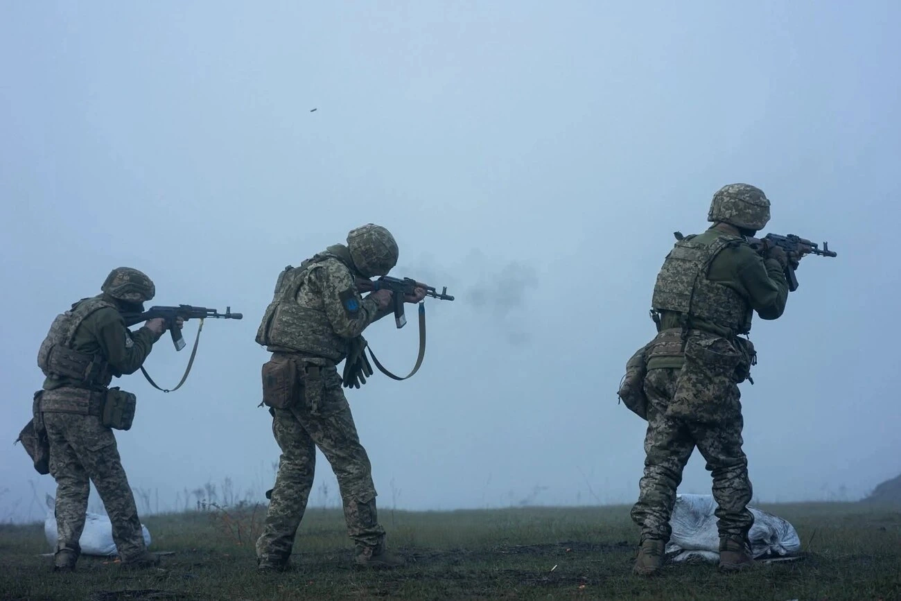 Україна погодилась обмежити армію у рамках мирної угоди: FT назвало цифру