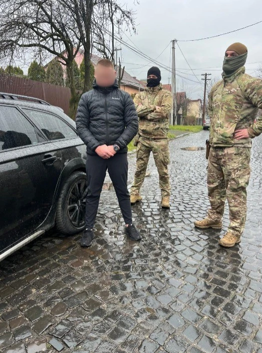 Зрадник-утікач та $16,000 за переправлення: На Закарпатті ліквідували групу “перевізників” на румунському кордоні