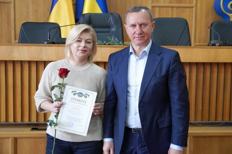 В Ужгороді до Дня місцевого самоврядування нагородили працівнивників та депутатів міської ради