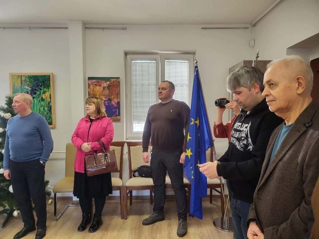 Виставку «Місто» представили закарпатські митці у Генконсульстві Словаччини в Ужгороді