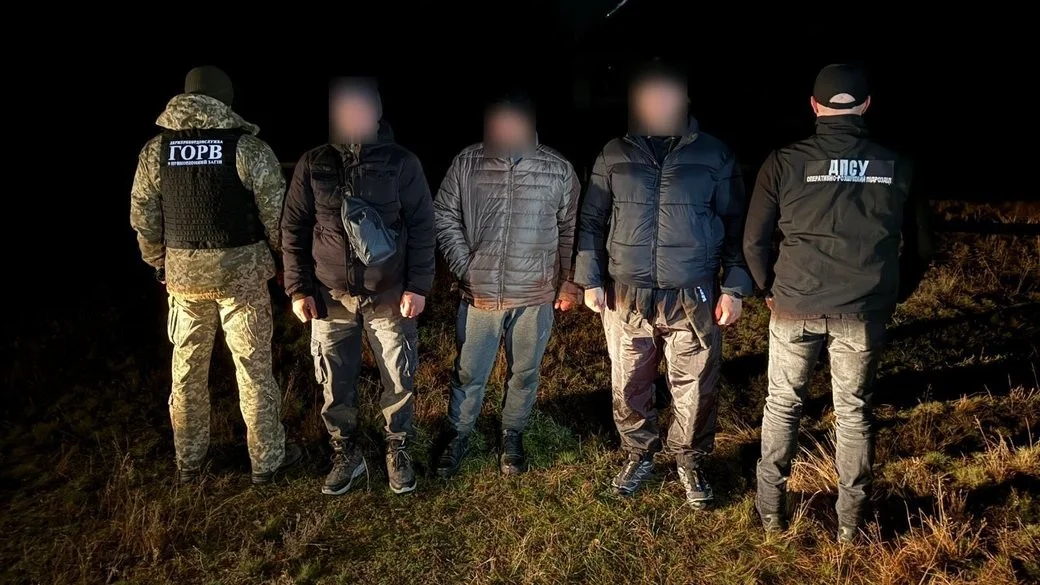 Затримали за кілометр від кордону: жителя Рівненщини підозрюють у переправленні трьох чоловіків — ДПСУ
