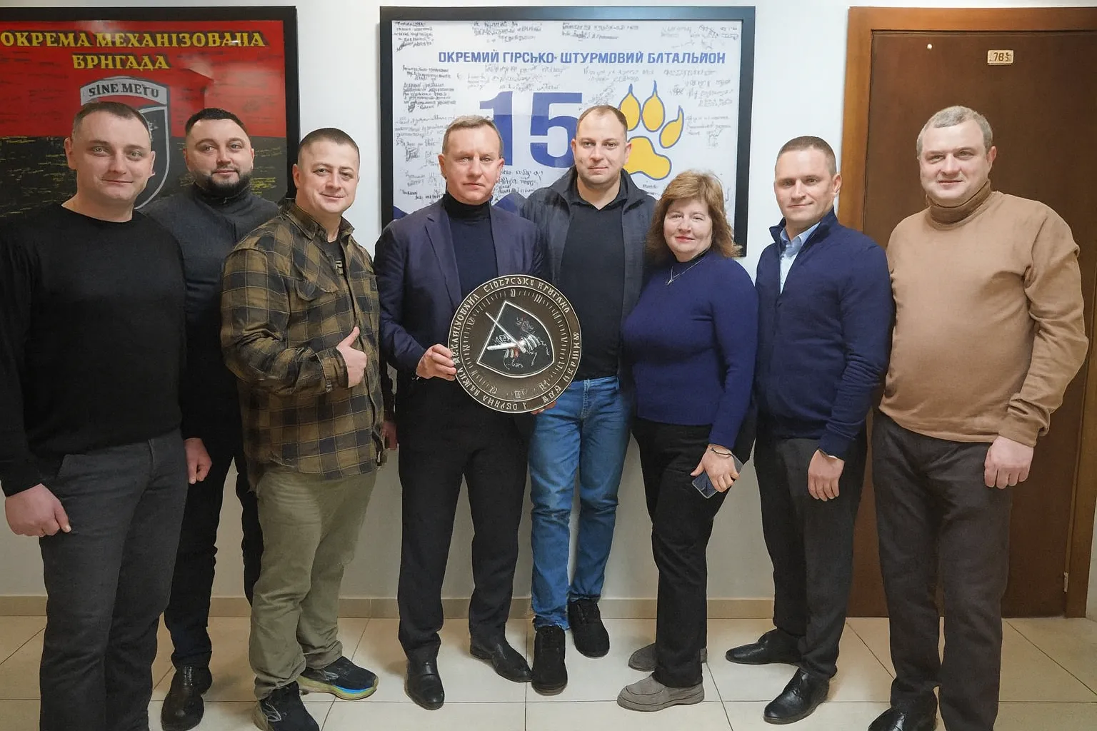 В Ужгородській міськраді відбулася зустріч із представником Сіверської бригади