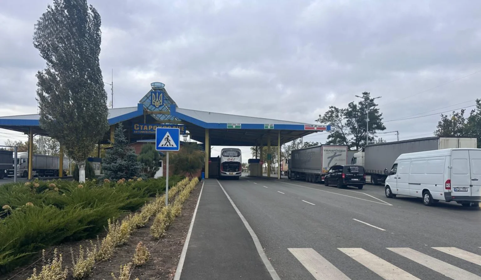 Через обстріл Одещини тимчасово немає пропуску в деяких КПП