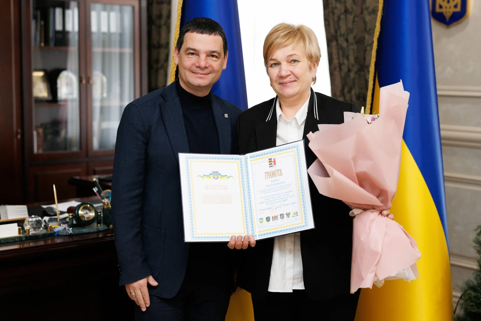 Відзнака за врятовані серця: обласна рада нагородила лікарку-кардіолога