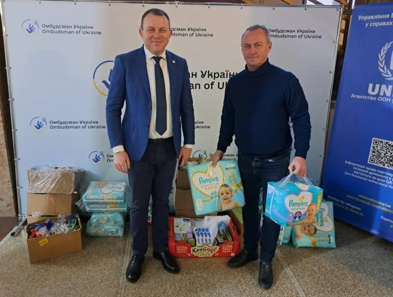 Підтримка без кордонів: до Ужгорода доправили гуманітарні пакунки для дітей