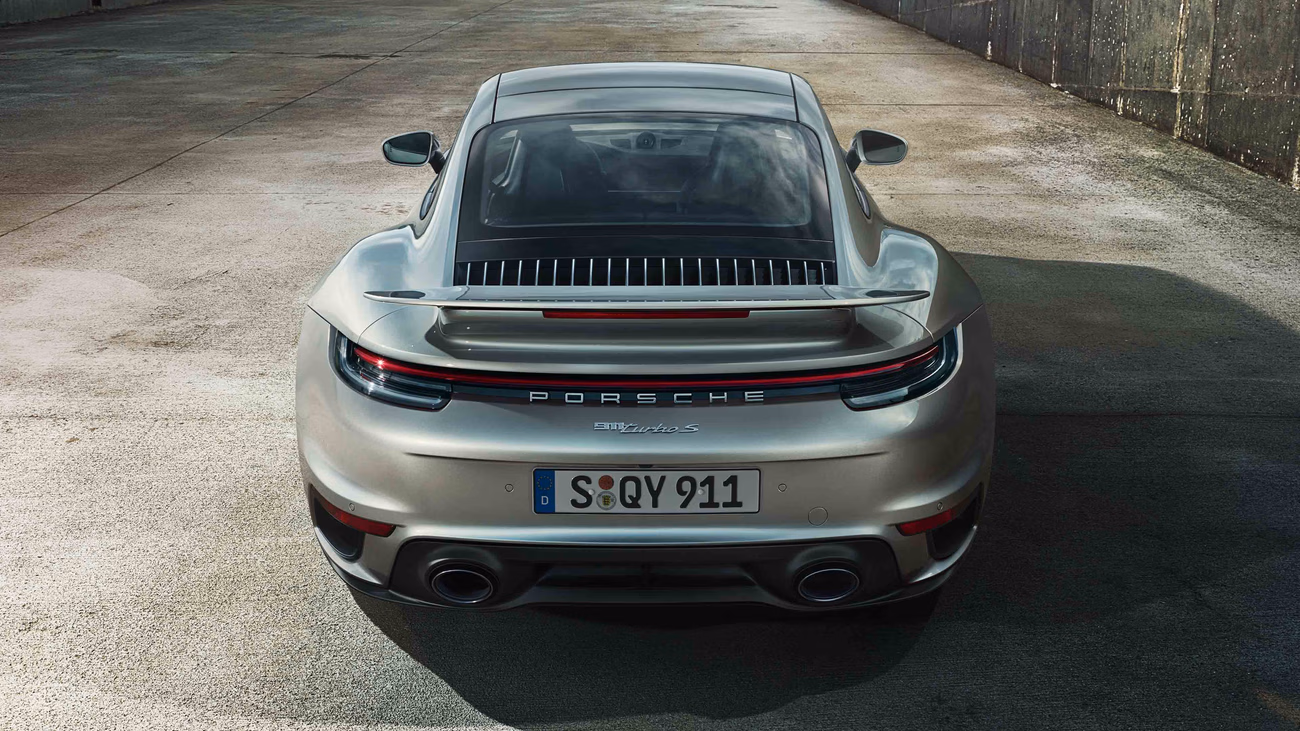 Porsche 911 Turbo S: максимальна потужність та досконала керованість