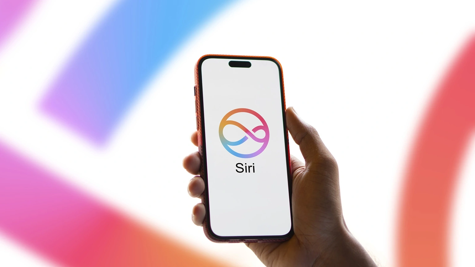 Apple готує революцію в iOS 27: Siri переродиться у потужний чат-бот