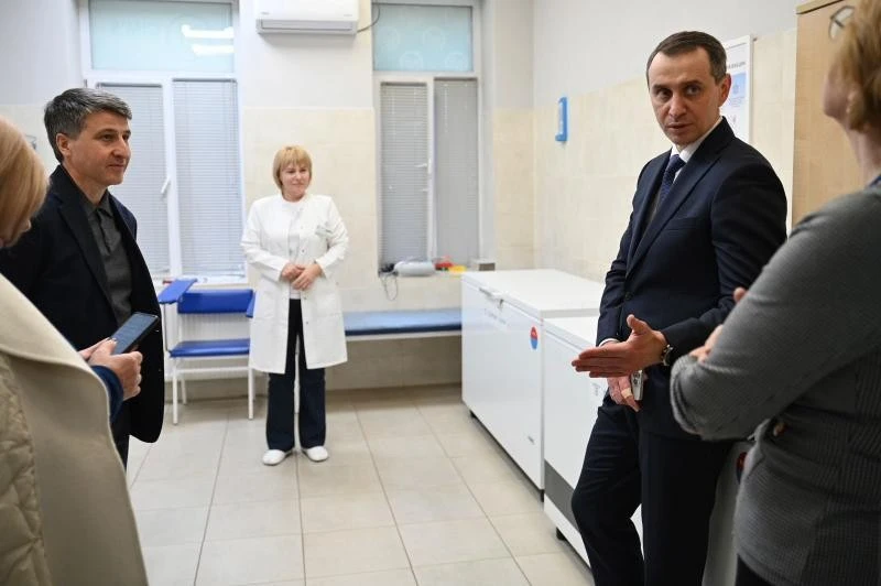 Медичний десант у Мукачеві та Сваляві: Віктор Ляшко проінспектував лікарні Закарпаття