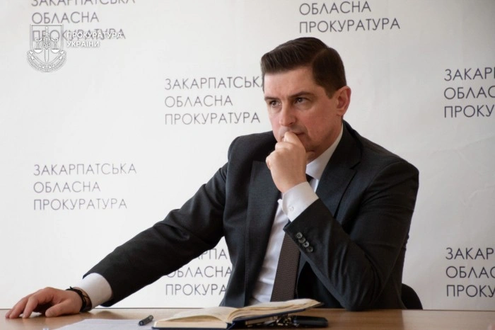 Мільйонні прибутки на нелегалах: на Закарпатті посилюють боротьбу з переправниками через кордон
