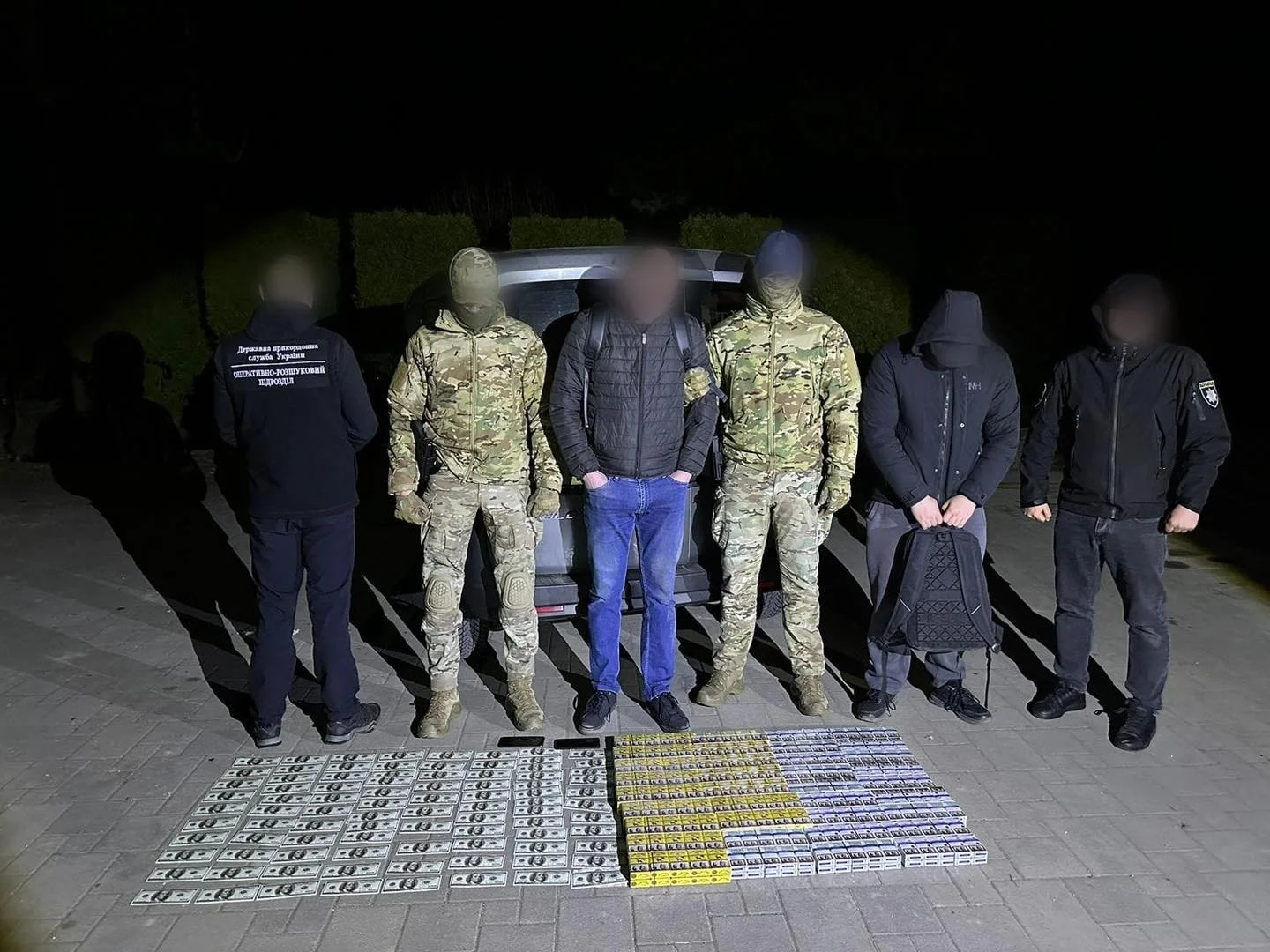 Ліквідація схем нелегального транзиту: на Закарпатті викрили групу переправникі