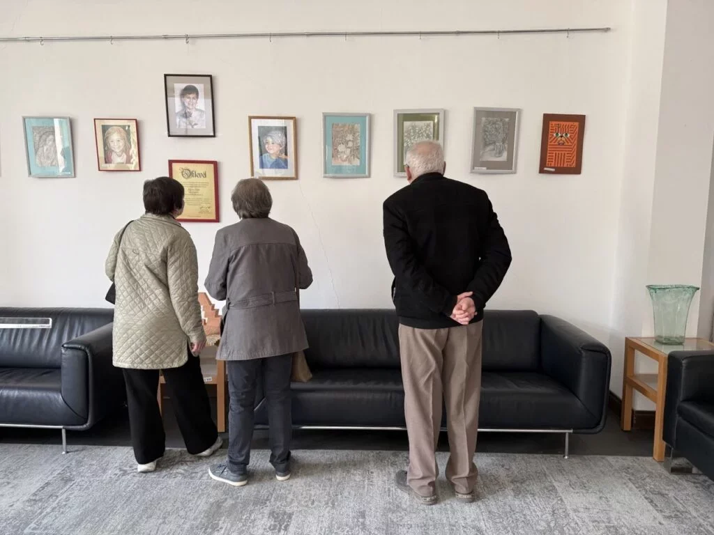«Моє життя було тільки грою»: в Ужгороді презентували ретроспективу Едіт Нігріні