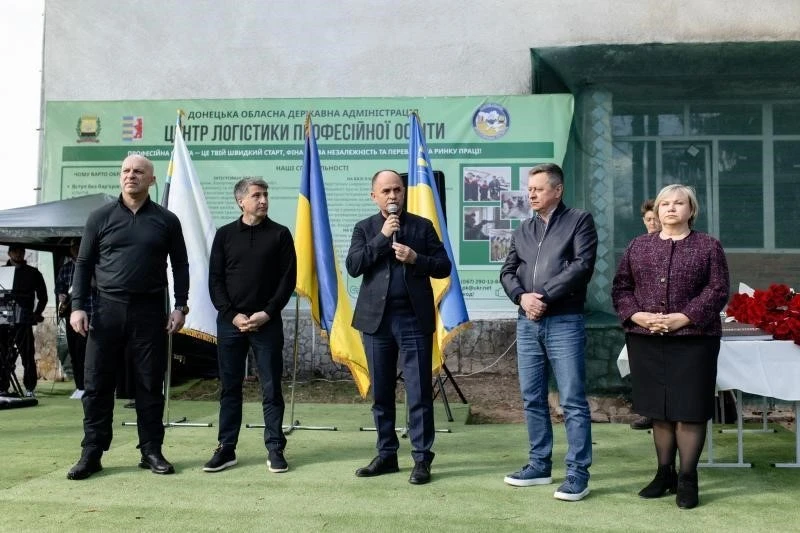 Освітній тил: у Хусті створюють Логістичний центр для студентів Донеччини