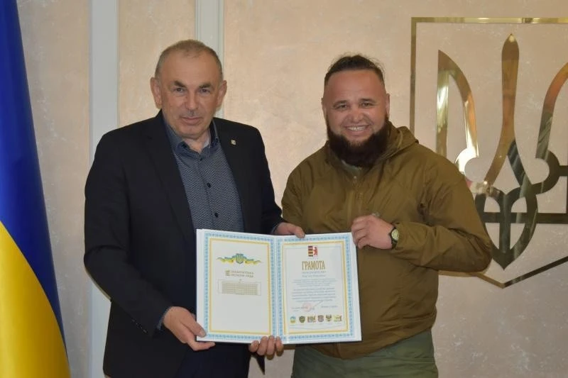 Чеські волонтери доставили енергетичне обладнання та гуманітарний вантаж на Закарпаття