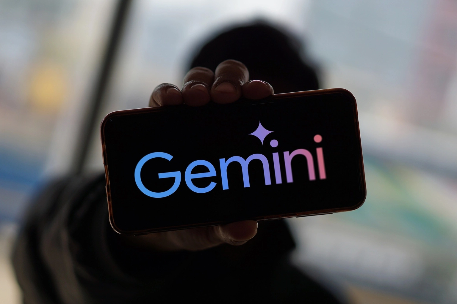 Alphabet розглядає можливість інтеграції реклами в сервіс Gemini