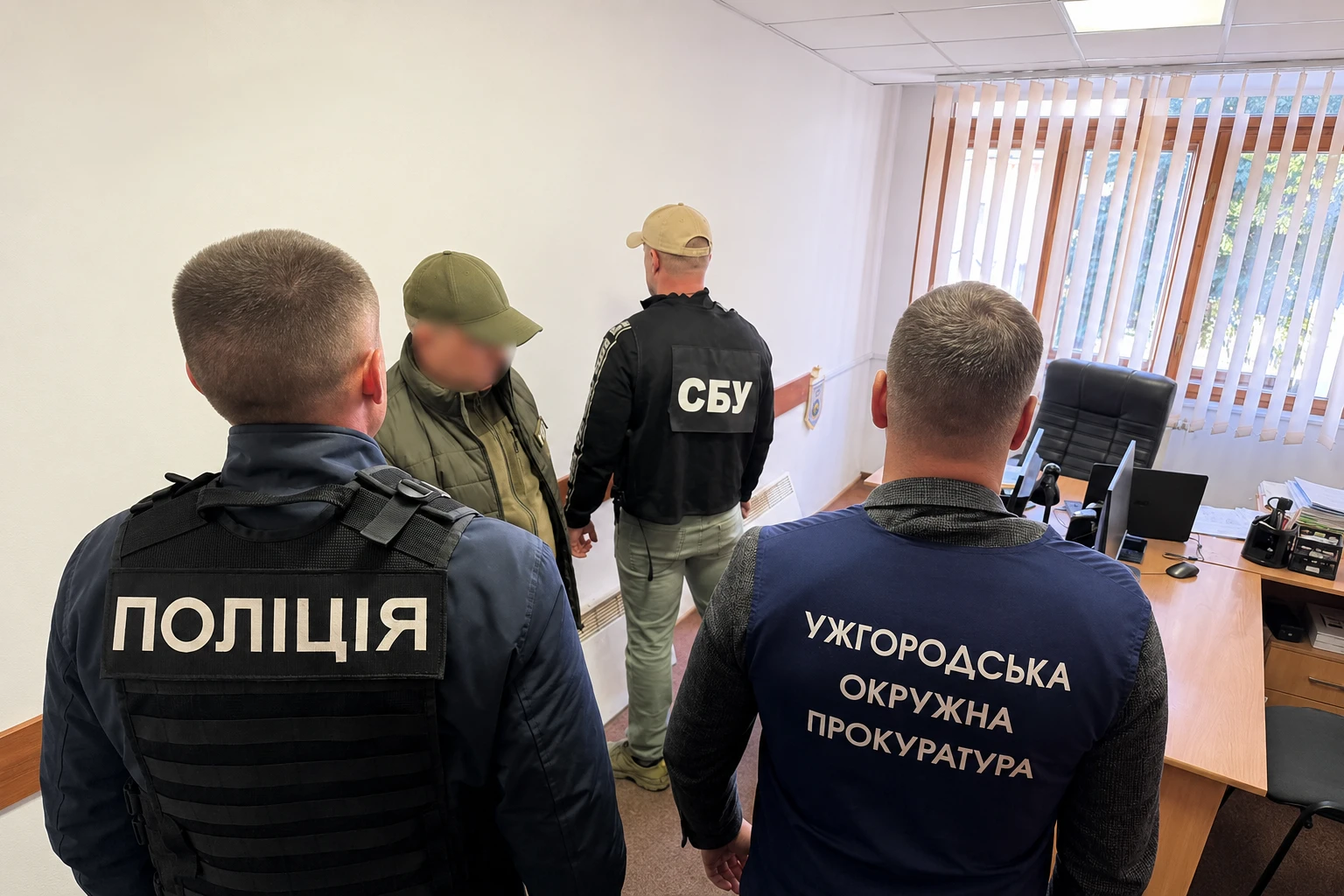 Торгівля посадами в екоінспекції: в Ужгороді затримали хабарника