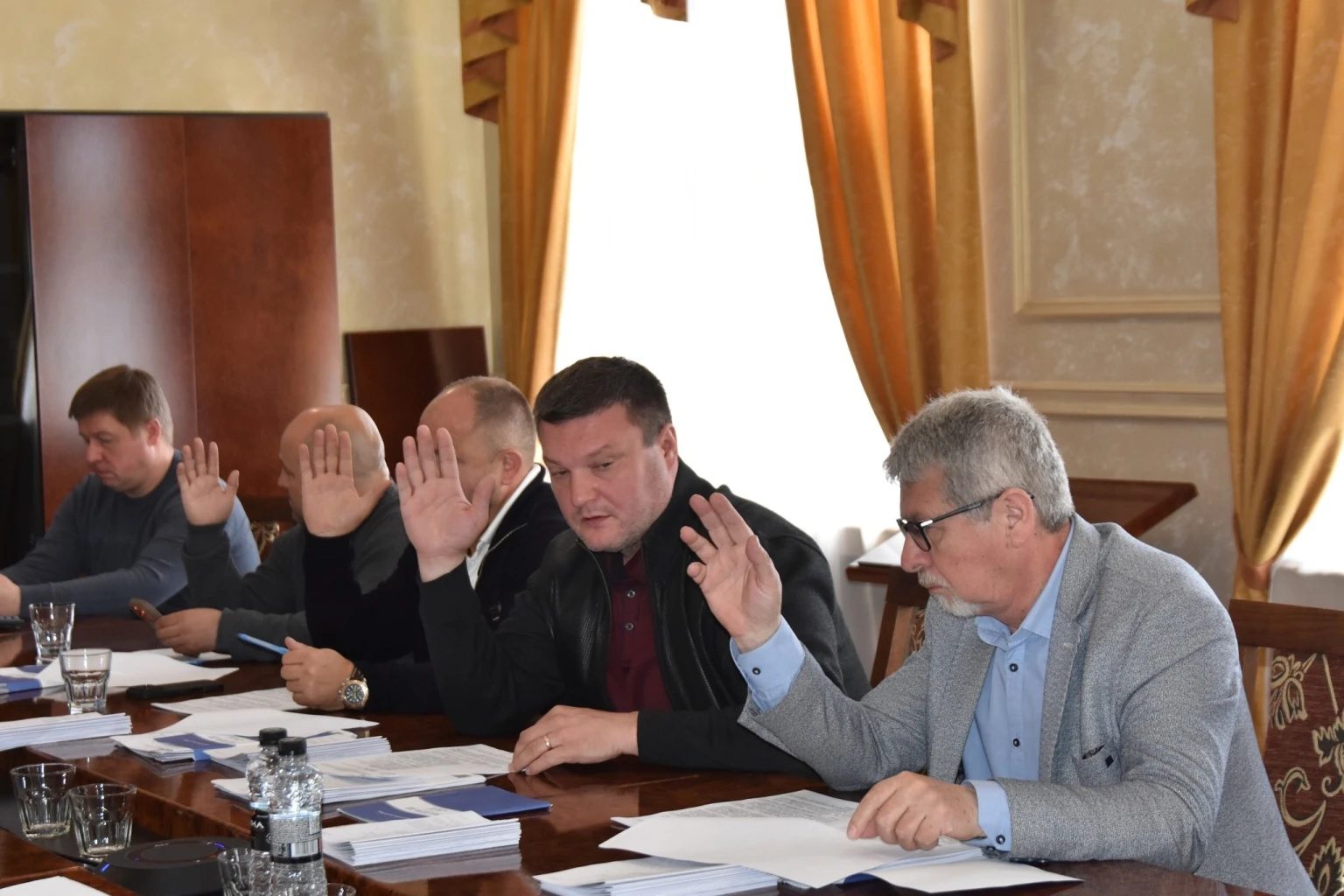 Захист Карпат та розвиток агросектору: підсумки екологічної комісії облради