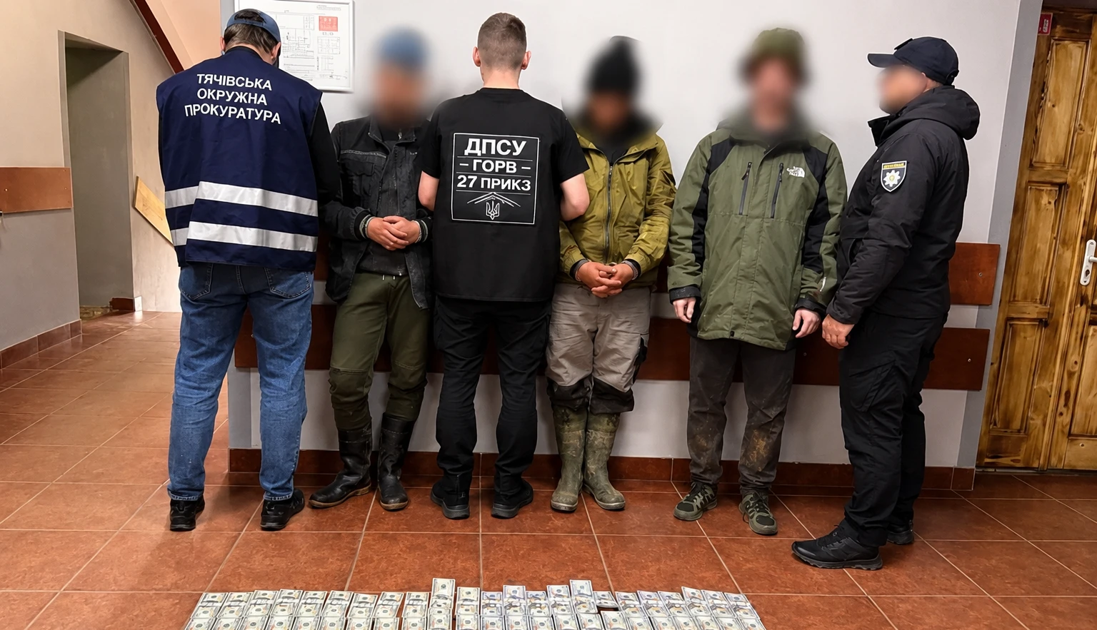 Торгівля кордоном: на Рахівщині викрили організаторів незаконного трансферу до Румунії