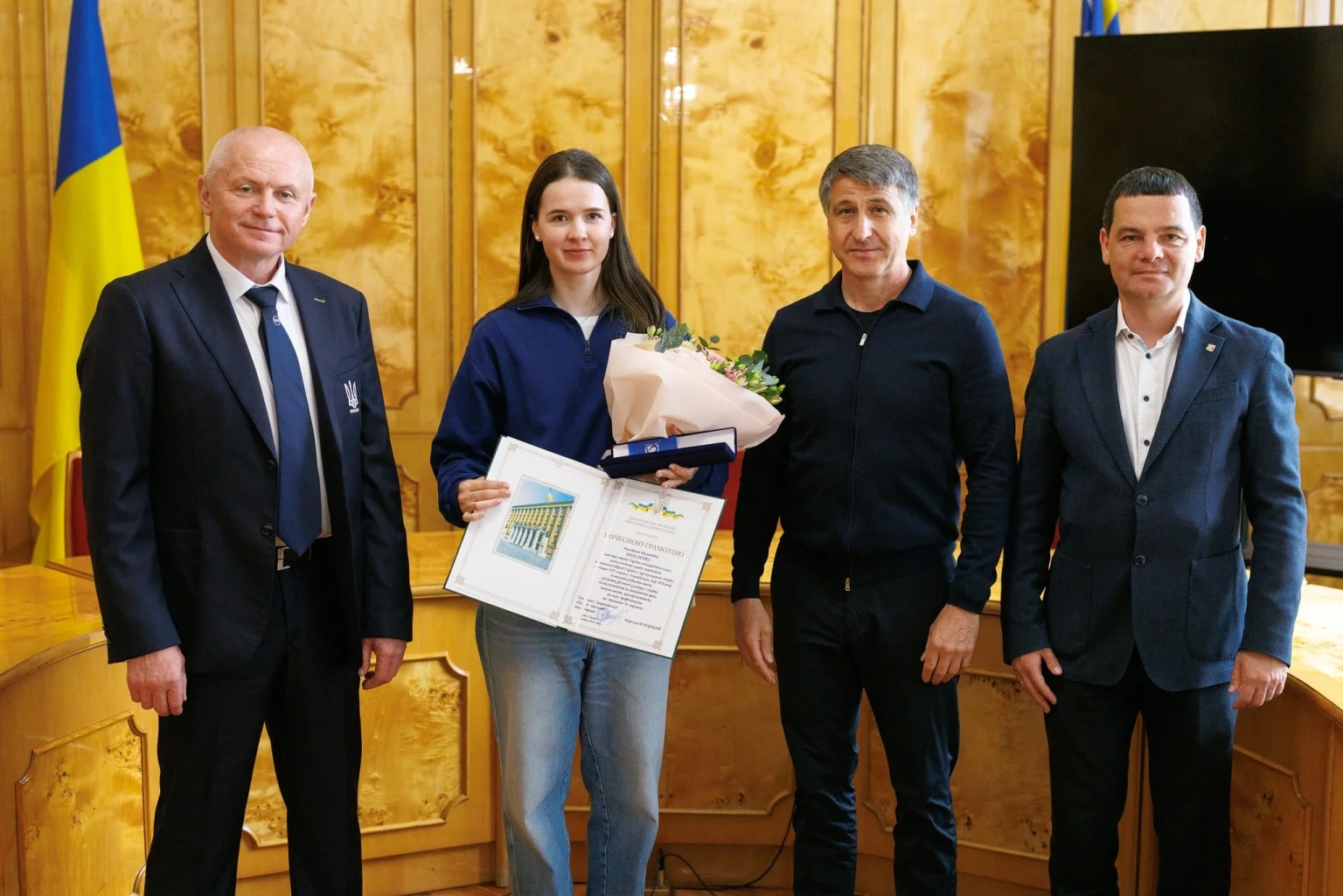 Закарпатські олімпійці отримали почесні грамоти та цінні подарунки від керівництва регіону