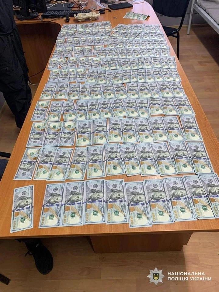 Транскордонний бізнес на ухилянтах: поліція викрила три схеми втечі з України